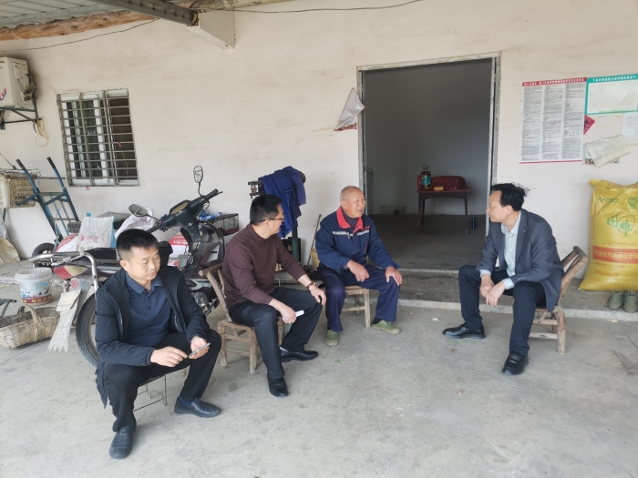 荊門分(fèn)院慰問關(guān)懷包聯戶(hu)_1